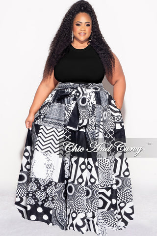 Final Sale Plus Size High Waist Maxi Skirt with Tie in Black and White Design Print