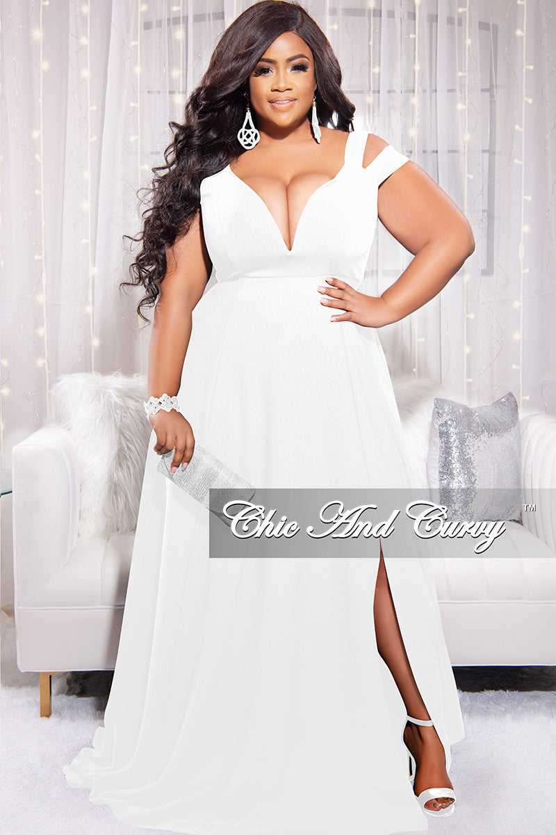 Final Sale Plus Size Off the Shoulder Deep V Crepe Gown in White Chic Curvy