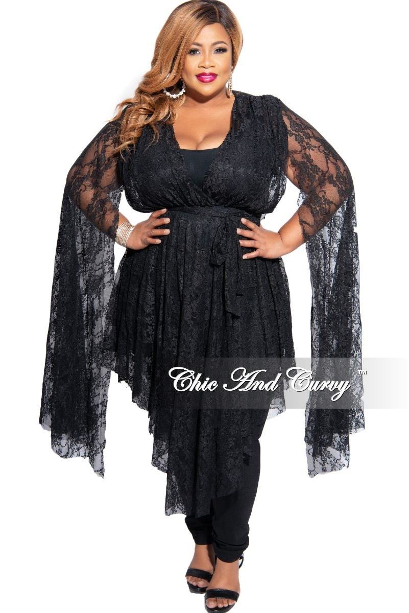 Final Sale Plus Size Lace Split Bell Sleeve Top in Black - 1x 10/12 Final Sale Plus Size Lace Split Bell Sleeve Top in Black - 1x 10/12