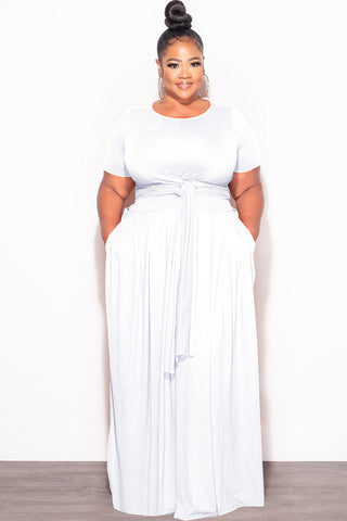 Final Sale Plus Size 2pc Short Sleeve Tie Top and Skirt Set in White