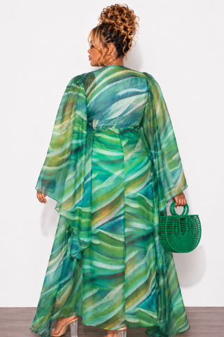 Final Sale Plus Size 2pc Set Chiffon Cover Up / Duster & Matching Shorts in Green Multi-Print