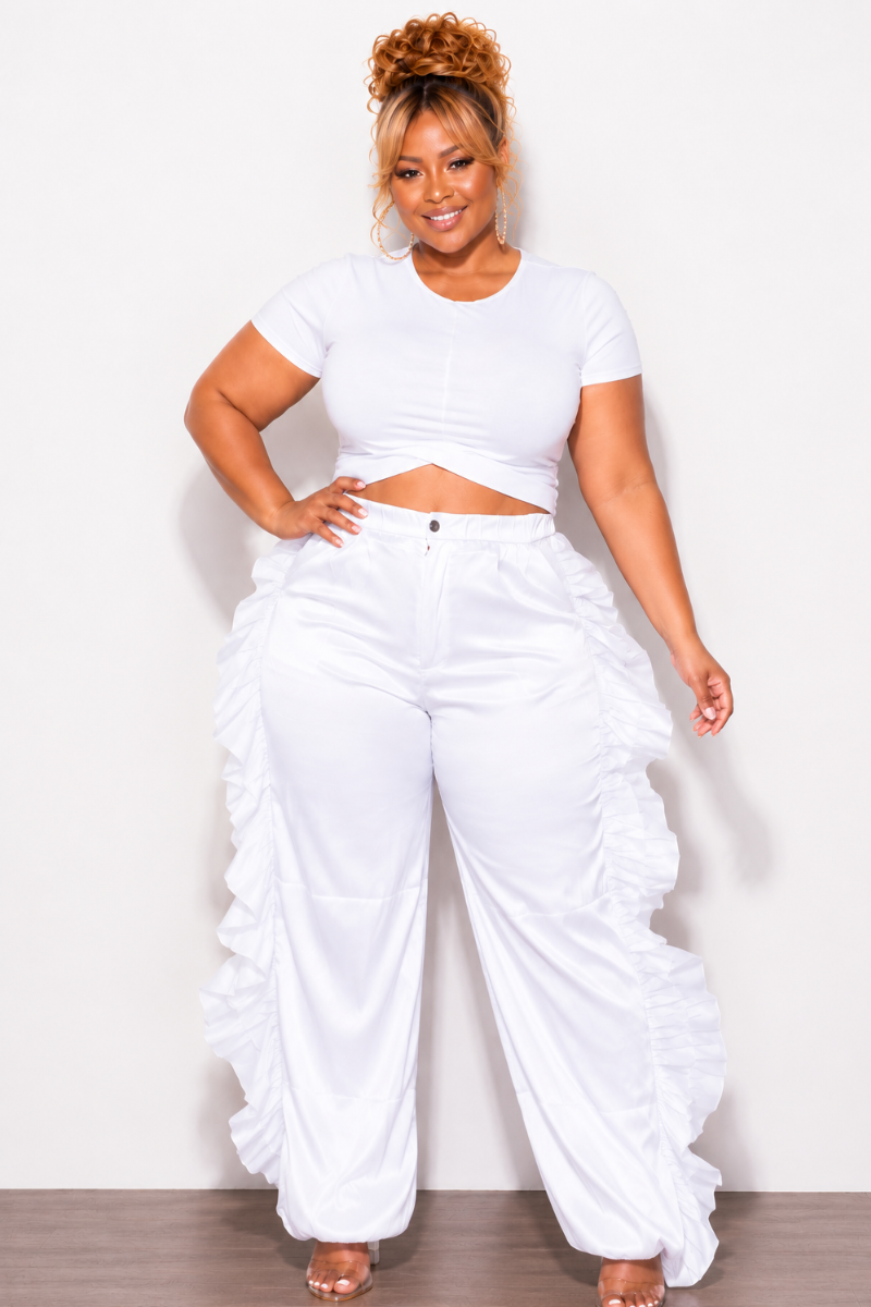 Final Sale Plus Size Twist Cropped T-Shirt in White (Top Only)