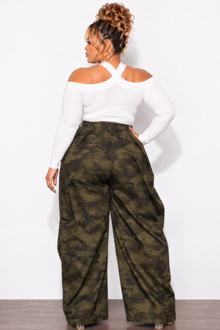 Final Sale Plus Size Ruched Loose Fit Pants in Camouflage Print