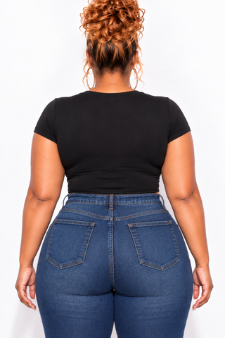 Final Sale Plus Size V-Neck T-Shirt in Black