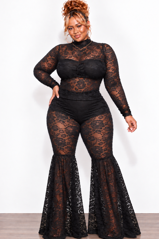 Final Sale Plus Size 2pc Lace Top & Pant in Black