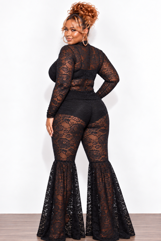 Final Sale Plus Size 2pc Lace Top & Pant in Black