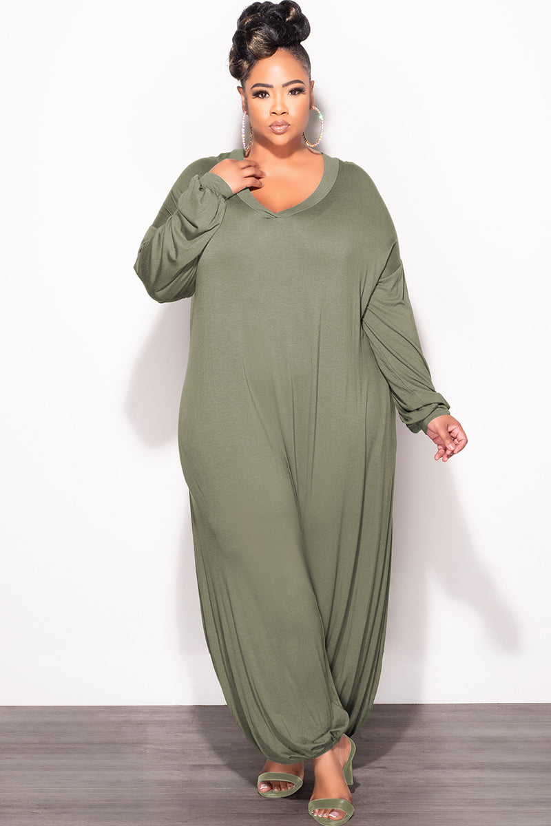 Final Sale Plus Size Loose Fit Jumpsuit in Green Chic And Curvy Final Sale Plus Size Loose Fit Jumpsuit in Green Chic And Curvy