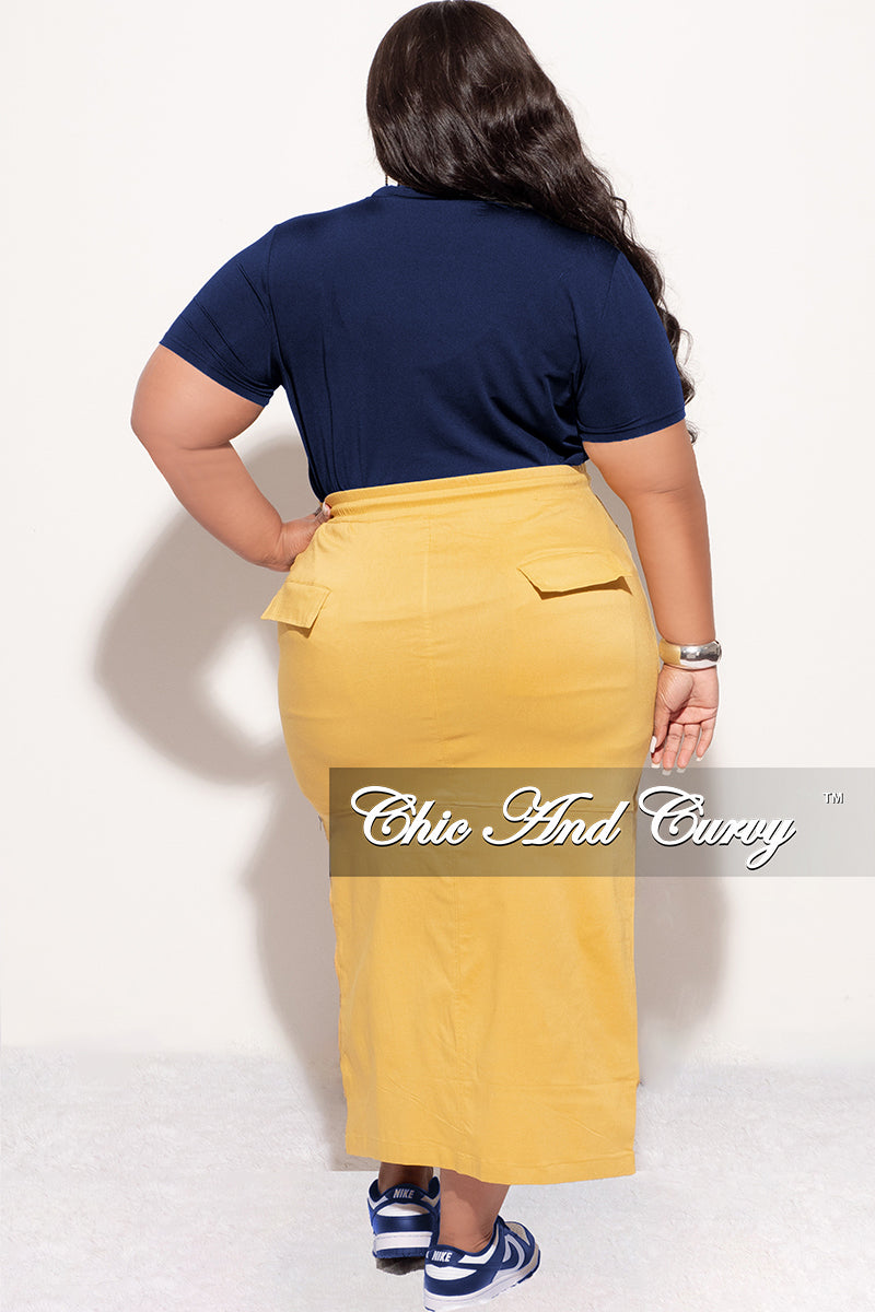 Final Sale Plus Size Short Sleeve "MIND THE BUSINESS THAT PAYS YOU" Graphic T-Shirt in Navy and Mustard
