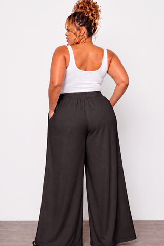 Final Sale Plus Size Wide Leg Pants in Black