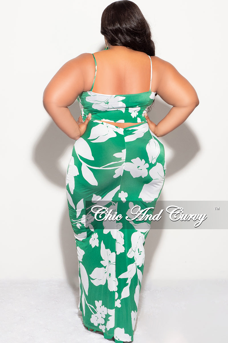 Final Sale Plus Size Sleeveless Maxi Dress with Cutout Back in Green Floral Print