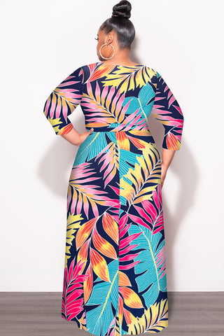 Final Sale Plus Size Deep V Faux Wrap Dress with 3/4 Sleeves in Navy M – Chic And Curvy