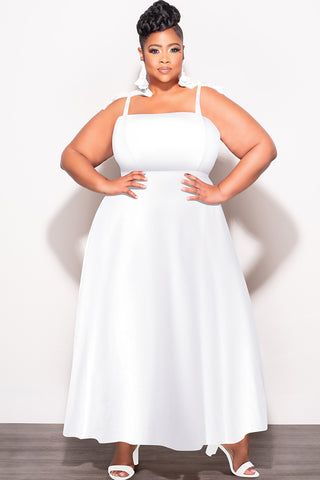 Final Sale Plus Size Self Tie Strap Light Weight Linen Blend Dress in Off White - 1x 14/16 Final Sale Plus Size Self Tie Strap Light Weight Linen Blend Dress in Off White - 1x 14/16