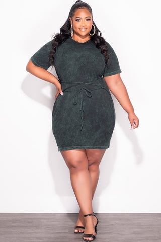 Final Sale Plus Size Lace Up Front T-Shirt Dress in Green