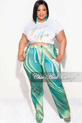 Final Sale Plus Size "Good Vibes" Graphic T-Shirt