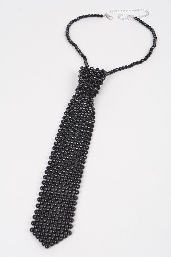 Final Sale Faux Pearls Necktie Necklace in Black