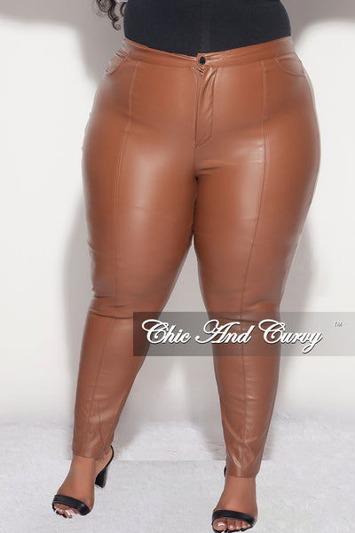 Plus Size Solid Faux Leather High Waist Leggings - Brown