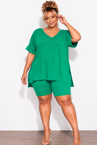 Final Sale Plus Size 2pc V-Neck Tunic Top and Matching Shorts Set in Green