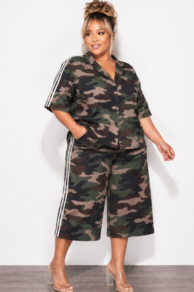 Final Sale Plus Size 2pc Windbreaker Top & Matching Jort Shorts in