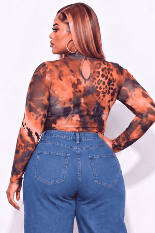 Final Sale Plus Size 2pc Set Mesh Top & Wide Leg Drawstring Oversized Windbreaker Wavy Halter Jumpsuit in Rust & Black Leopard