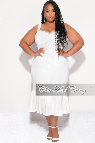 Final Sale Plus Size Sleeveless Dress with Bottom Ruffle in Ivory