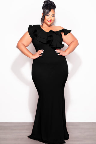 Final Sale Plus Size Gown with Layered Sleeves and Slit in Black