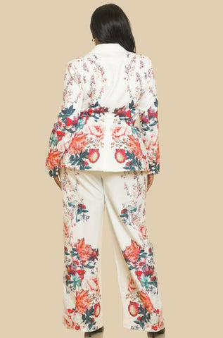 Final Sale Plus Size 2pc Suit with Jacket & Pants in White Floral Print