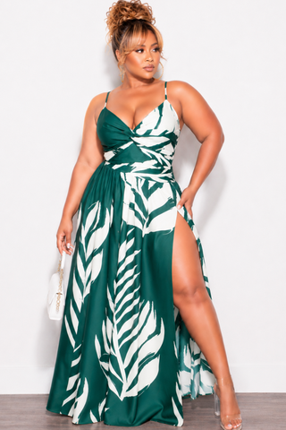 Final Sale Plus Size Spaghetti Strap Linen Maxi Dress in Green & White Print