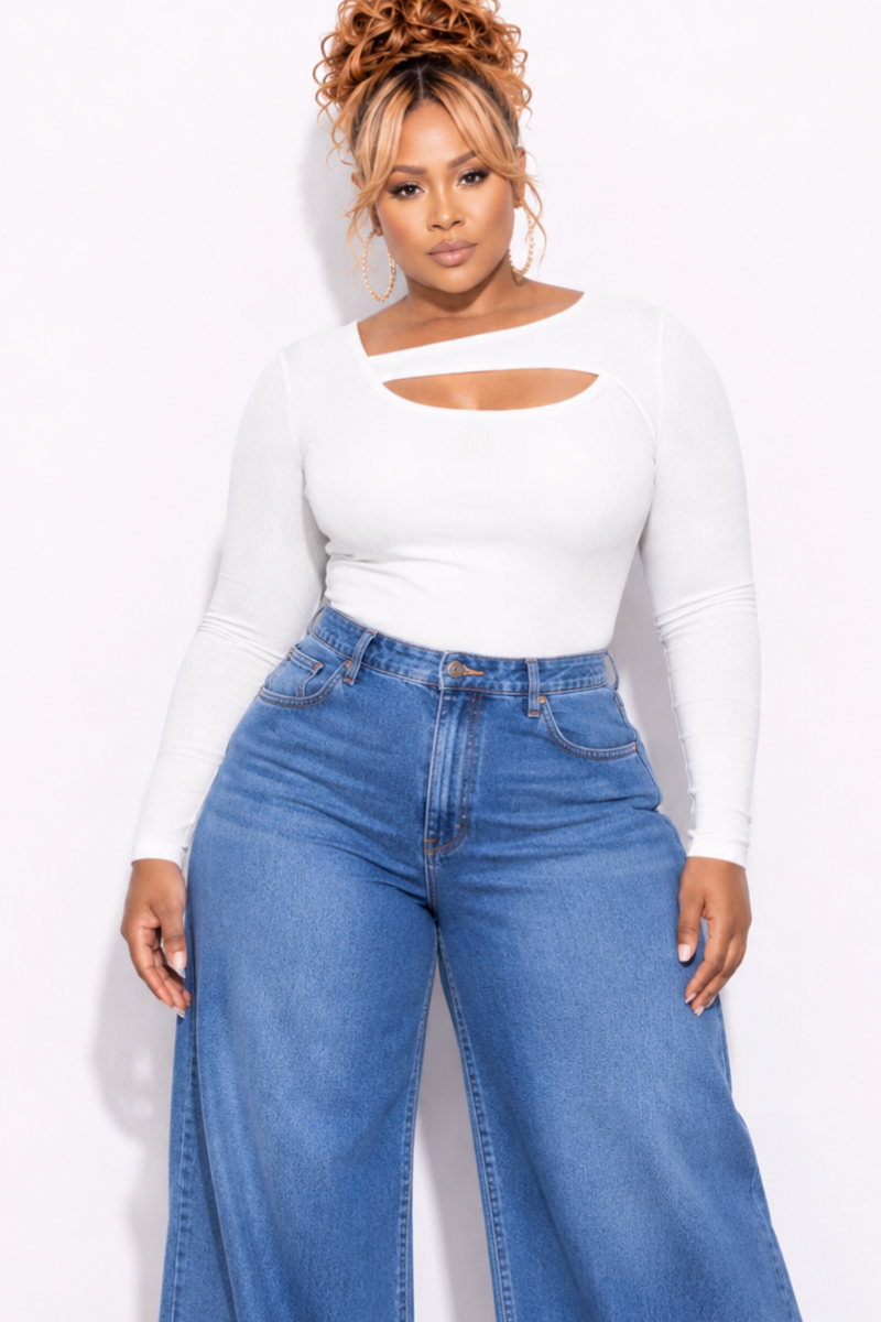 Final Sale Plus Size Ribbed Cut Out Top in Off White