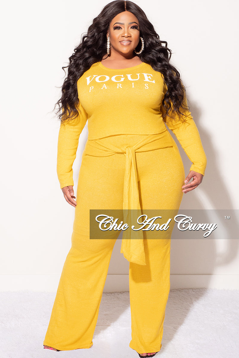 Final Sale  Plus Size 2pc Top and Pants Set in Mustard and White Vogue Print.