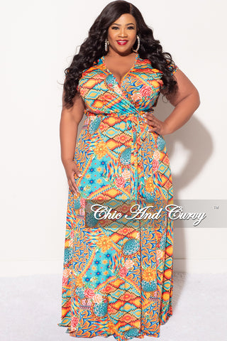 Final Sale Plus Size Faux Wrap Short Sleeve Maxi Dress with Slit in Multi Color Design Print