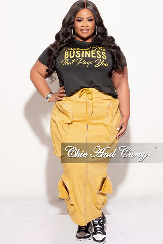 Final Sale Plus Size Short Sleeve "MIND THE BUSINESS THAT PAYS YOU" Graphic T-Shirt in Black and Mustard