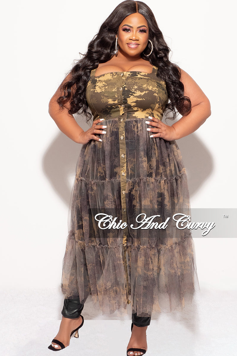 Final Sale Plus Size Sleeveless Button Up Top With Mesh Train In Camouflage Print