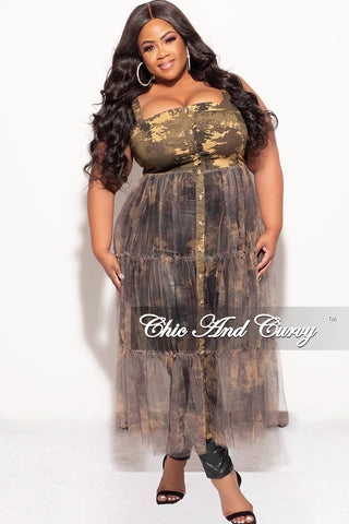 Final Sale Plus Size Sleeveless Button Up Top With Mesh Train In Camouflage Print