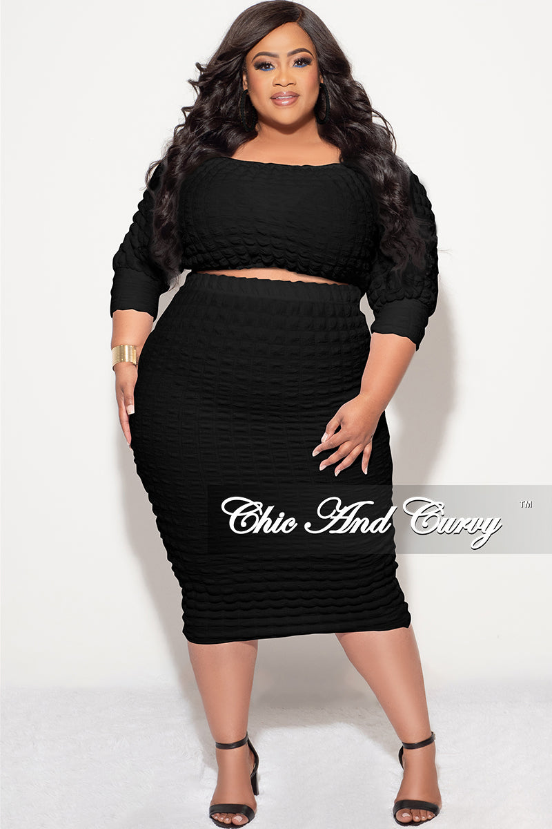Final Sale Plus Size Bubble Texture 2pc Set Off the Shoulder Crop Top and High Waist Skirt in Black