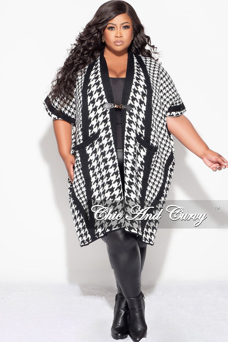 Final Sale Plus Size Poncho in Black and White Houndstooth Print
