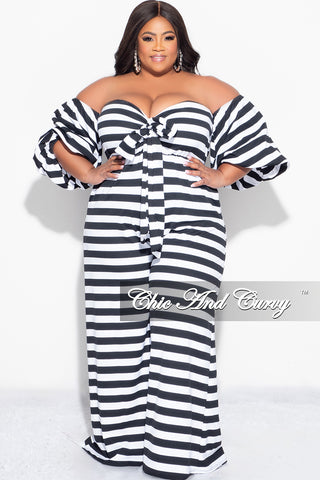 Final Sale Plus Size Off the Shoulder Balloon Sleeve Jumpsuit in Black and White Scuba Stripe Print