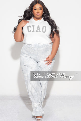 Final Sale Plus Size "CIAO " Graphic Top in White and Grey