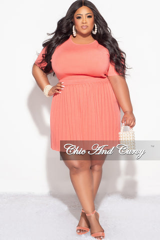 Final Sale Plus Size 2pc Short Sleeve Top and Pleated Skirt Set in Coral