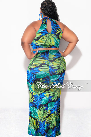 Final Sale Plus Size Halter Neck Sleeveless Mermaid Dress in Blue and Green Leaf Print