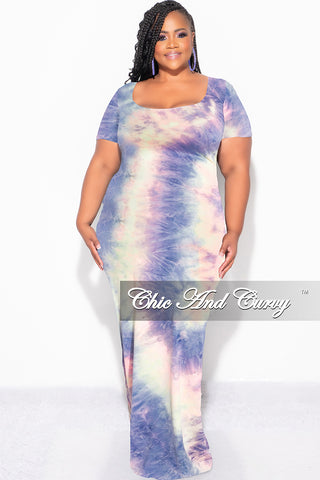 Final Sale Plus Size Short Sleeve Deep Scoop Neck Maxi Dress in Rainbow Cloud Print