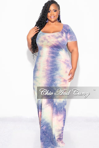 Final Sale Plus Size Short Sleeve Deep Scoop Neck Maxi Dress in Rainbow Cloud Print