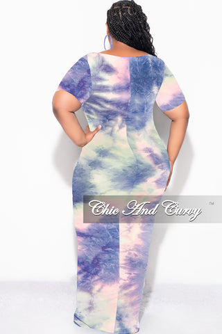 Final Sale Plus Size Short Sleeve Deep Scoop Neck Maxi Dress in Rainbow Cloud Print