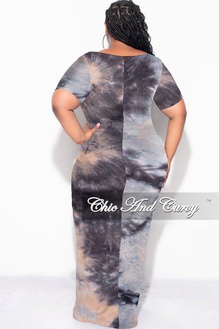 Final Sale Plus Size Short Sleeve Deep Scoop Neck Maxi Dress in Grey, Black and Tan Tie Dye Print