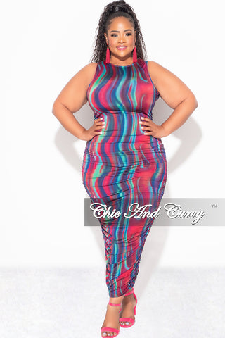 Final Sale Plus Size Sleeveless Ruched Dress In Multi Color Print