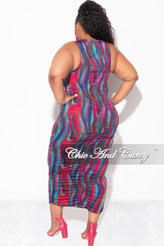 Final Sale Plus Size Sleeveless Ruched Dress In Multi Color Print