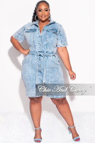 Final Sale Plus Size Collar Button Up Romper in Light Acid Wash