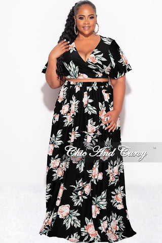 Final Sale Plus Size 2pc Cropped Tie Top and Skirt Set in Black Floral Print