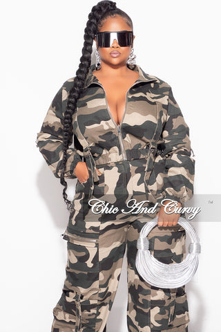 Final Sale Plus Size Zip Up Crop Cargo Jacket & Pants Set in Camouflage Print