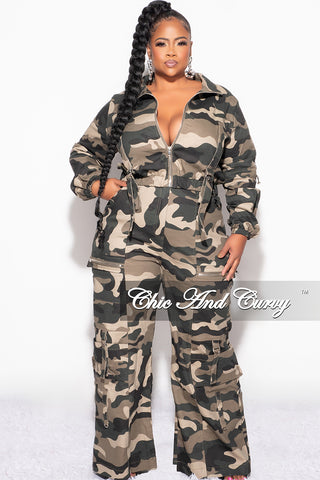 Final Sale Plus Size Zip Up Crop Cargo Jacket & Pants Set in Camouflage Print