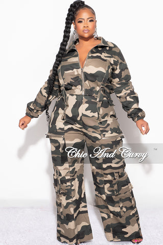 Final Sale Plus Size Zip Up Crop Cargo Jacket & Pants Set in Camouflage Print